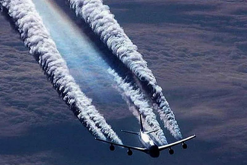 avion et contrails condensation pollution dans le ciel Climat CO2